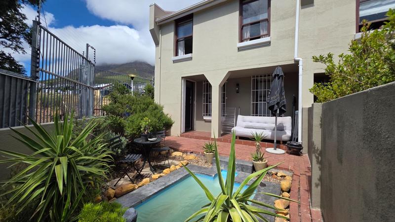 3 Bedroom Property for Sale in Zonnebloem Western Cape